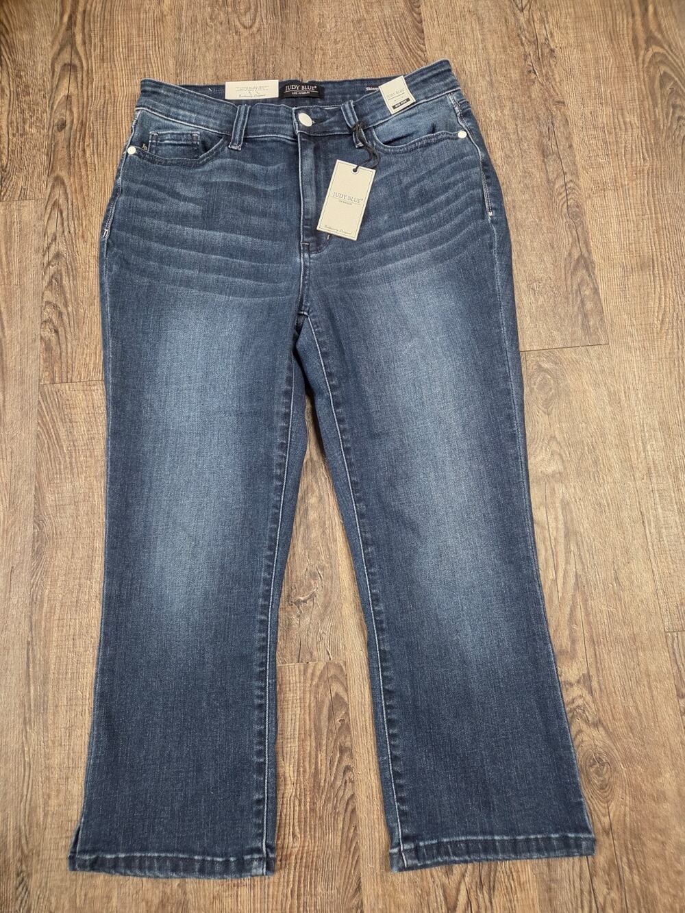 Judy Blue NWT Capri Jeans Dark Wash Skinny Fit Split Hem JB72120DK Size 11/30